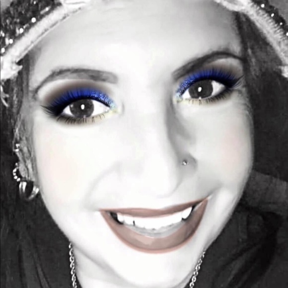 Meet your Posher, Trina - Picture 11 of 17